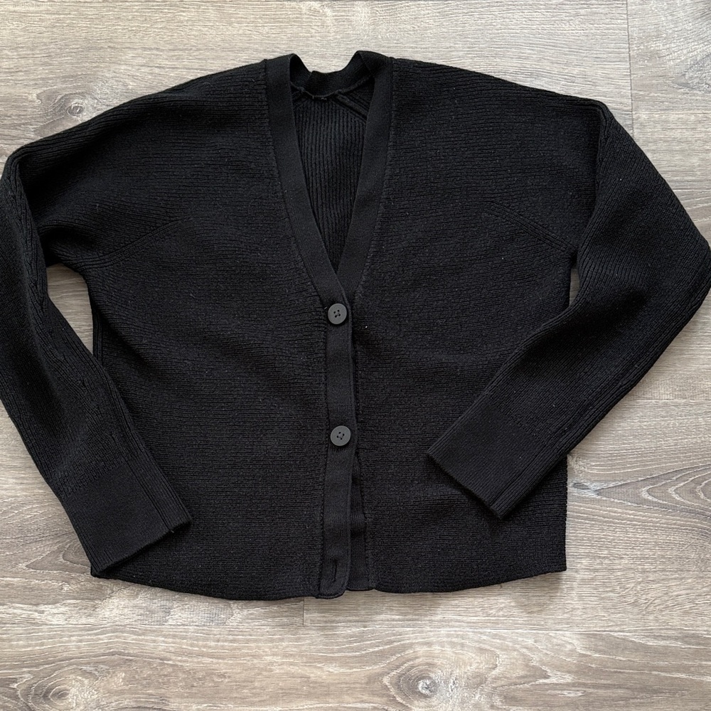Lululemon Merino Woolblend cardigan